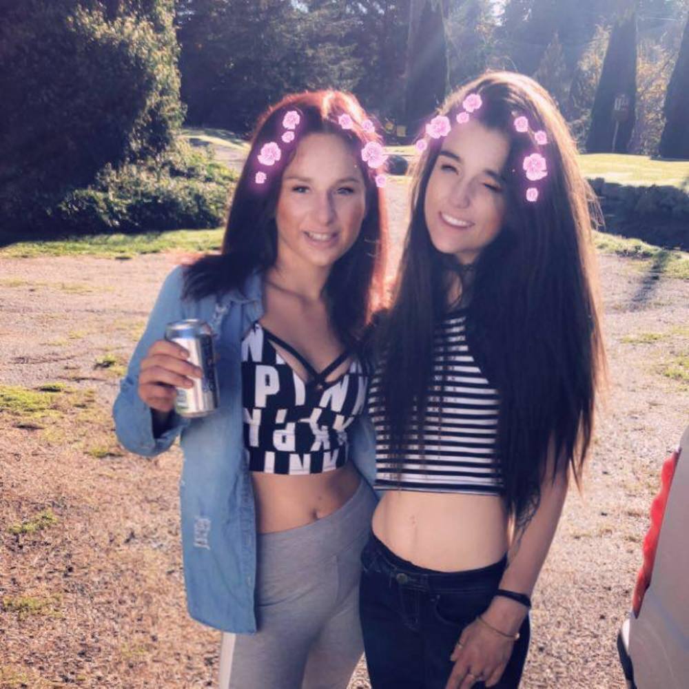 Meet your Posher, Hollie